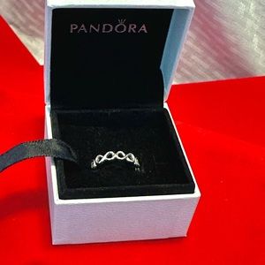🌈😍🌈 PANDORA AUTHENTIC STERLING SILVER INFINITY STYLE RING💕💕